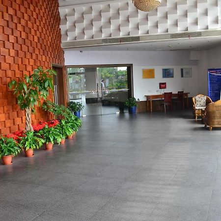 Jingyue 99 Inn Shanghai Pudong Airport Shiwan Branch 上海 外观 照片