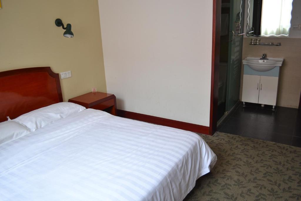 Jingyue 99 Inn Shanghai Pudong Airport Shiwan Branch 上海 客房 照片